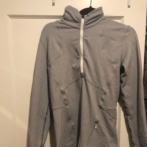Lulu grey pullover